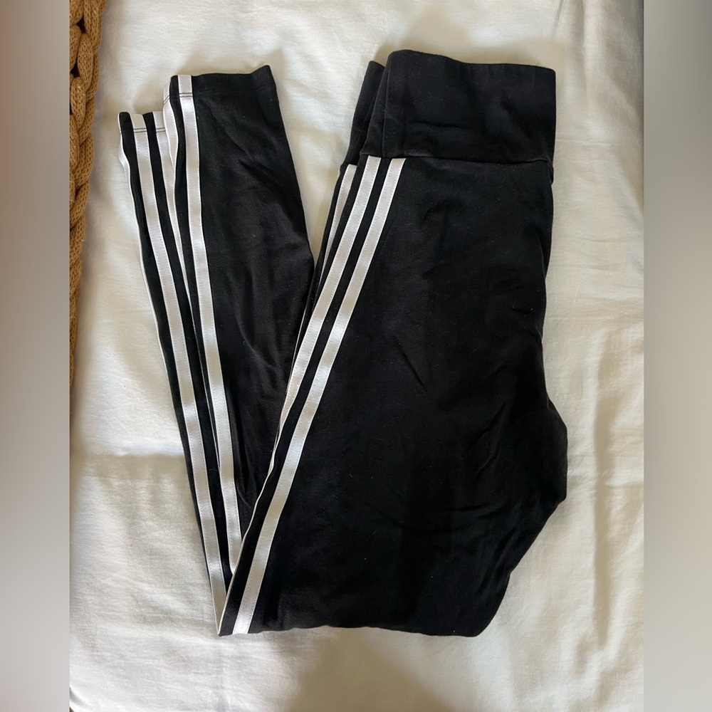 Adidas classic 3 stripe leggings